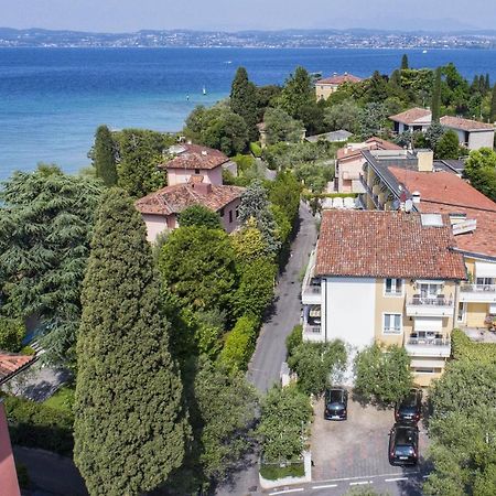 Hotel Serenella Sirmione Exterior foto